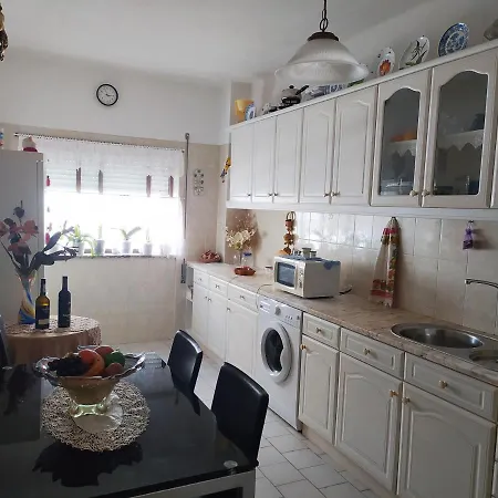 Apartamento 2 Quartos Com Vista Mar E Serra *